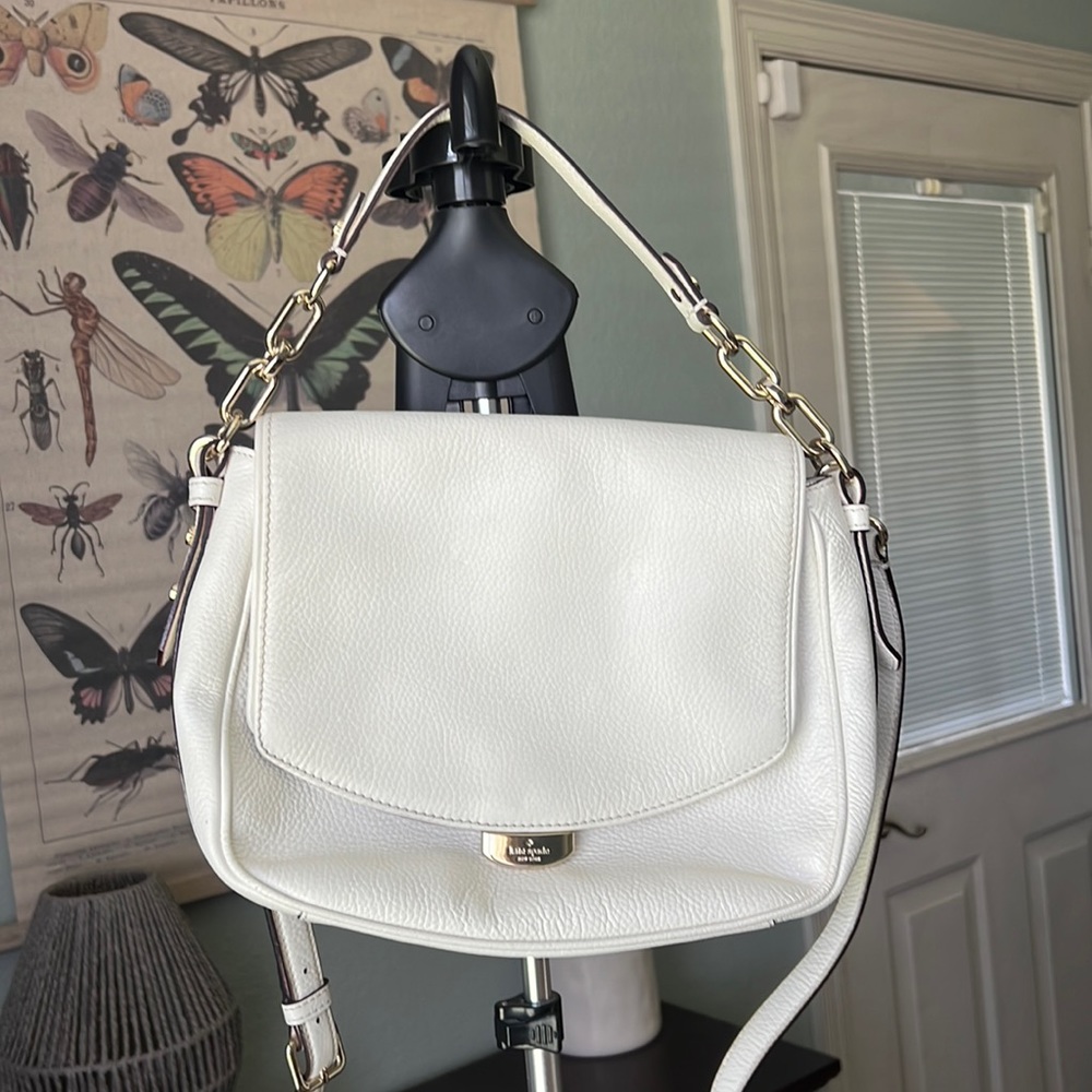 Kate spade purse with gold chain and gold hardware